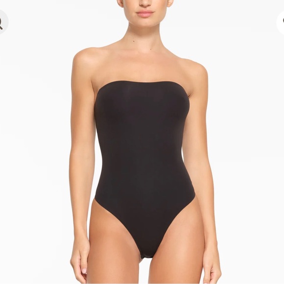 Skims Fits Everybody Strapless Bodysuit - Picture 1 of 5